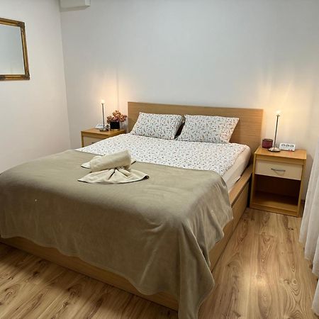 Apartments Vrime Biograd Na Moru Exterior photo